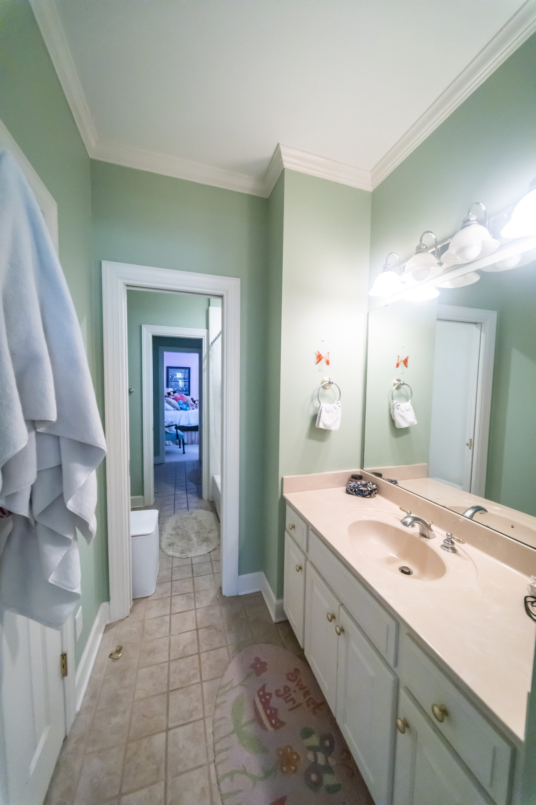 The Best Windowless Bathroom Paint Colors May Surprise You - Paintzen